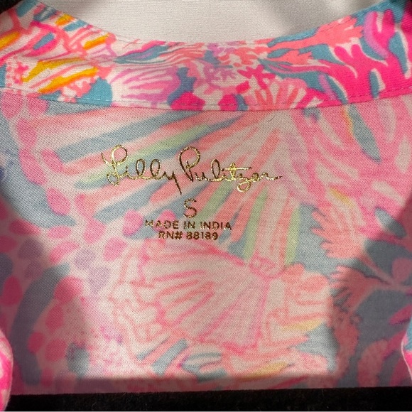 Lilly Pulitzer Babydoll Peplum Tunic, Multi Pink/Blue Reef Print (S) V-Neck - Picture 7 of 11